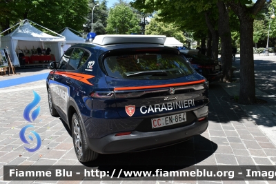 Alfa Romeo Tonale
Carabinieri
Nucleo Operativo Radiomobile
Allestimento FCA
CC EN 864
Parole chiave: Alfa-Romeo Tonale CCEN864