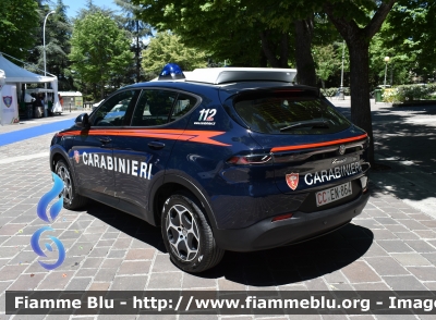 Alfa Romeo Tonale
Carabinieri
Nucleo Operativo Radiomobile
Allestimento FCA
CC EN 864
Parole chiave: Alfa-Romeo Tonale CCEN864