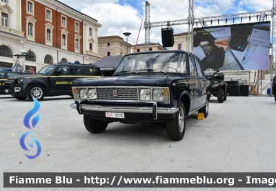 Fiat 125
Guardia di Finanza
Veicolo Storico
GdiF 8723
Parole chiave: Fiat 125 GDIF8723