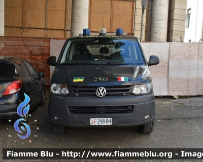 Vlkswagen Caravelle T5 restyle 4Motion
Guardia di Finanza
Soccorso Alpino
GdiF 298 BH 
Parole chiave: Volkwagen Caravelle_T5_restyle_4Motion GDIF298BH