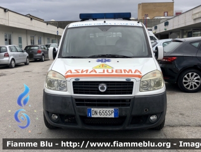 Fiat Doblò II serie 
Ambulanza 
Misericordia di L’Aquila 
Allestimento Mariani Fratelli 
Parole chiave: Fiat Doblò_IIserie Ambulanza