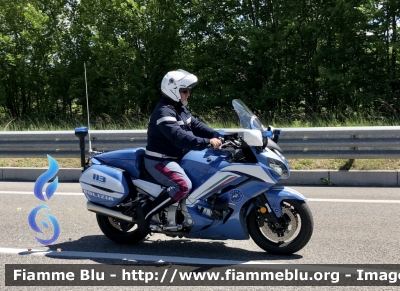 Yamaha FJR 1300 II serie 
Polizia di Stato 
Polizia Stradale 
Allestimento Elevox 
POLIZIA G3105
In Scorta al Giro d’Italia 
Moto “Jolly” 
Parole chiave: Yamaha_FJR1300 IIserie Polizia Stradale Giro d’Italia