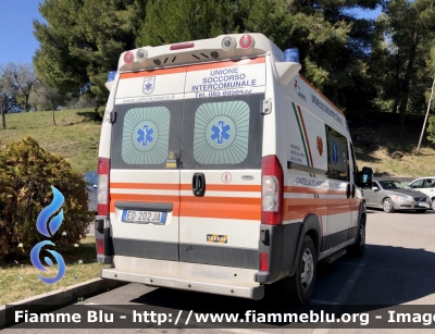 Fiat Ducato X250 
Unione Soccorso Intercomunale Castellalto-Morro D’Oro-Notaresco (TE) 
Allestimento Vision 
Parole chiave: Fiat Ducato_X250 Ambulanza