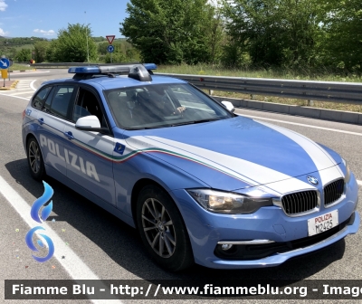 BMW 320 Touring F31 II restyle 
Polizia di Stato 
Polizia Stradale 
Allestimento Marazzi 
Decorazione grafica artlantis 
POLIZIA M2425
Parole chiave: Bmw_320Touring F31 II restyle Polizia Stradale