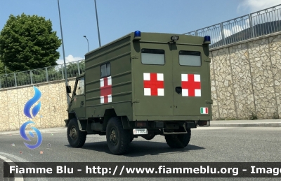 Iveco VM90
Esercito Italiano
Sanità Militare
9’ reggimento Alpini L’Aquila 
Ambulanza 
EI 738 DJ 
Parole chiave: Iveco_VM90 Ambulanza Esercito Italiano Alpini L’Aquila