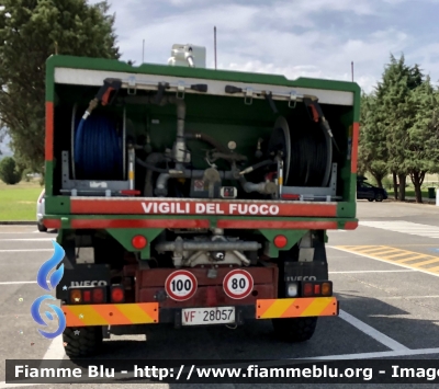 Iveco VM90 Scout - Ex Corpo Forestale dello Stato 
Vigili del Fuoco 
Comando provinciale di L’Aquila 
Allestimento Iveco-Magirus 
Ex Corpo Forestale dello Stato 
VF 28057
Parole chiave: Iveco VM90_Scout VF28057