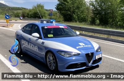 Giro d’Italia 2021
Alfa Romeo Nuova Giulia Q4 
Polizia di Stato 
Polizia Stradale 
POLIZIA M2700
In Scorta al giro d’Italia 2021
Vettura 1 
Parole chiave: Alfa-Romeo_Nuova Giulia Q4 Polizia Stradale Giro d’Italia