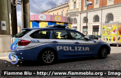 Bmw 320 Touring F31 III restyle 
Polizia di Stato 
Polizia Stradale 
Allestimento Focaccia 
Decorazione Grafica Artlantis 
POLIZIA M3651
Parole chiave: Bmw 320_Touring_F31_IIIrestyle POLIZIAM3651