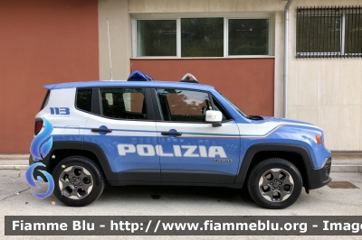 Jeep Renegade 
Polizia di Stato 
Questura di L’Aquila 
Allestimento NCT 
Decorazione grafica artlantis 
POLIZIA M3166
Parole chiave: Jeep Renegade polizia di Stato