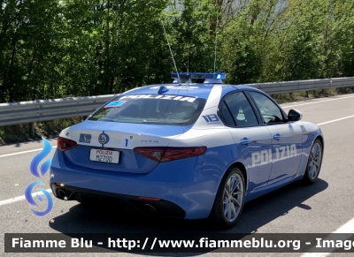 Giro d’Italia 2021
Alfa Romeo Nuova Giulia Q4 
Polizia di Stato 
Polizia Stradale 
POLIZIA M2700
In Scorta al giro d’Italia 2021
Vettura 1 
Parole chiave: Alfa-Romeo_Nuova Giulia Q4 Polizia Stradale Giro d’Italia