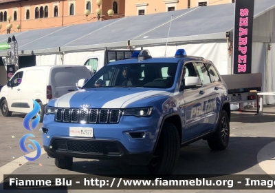 Jeep Grand Cherokee 
Polizia di Stato 
POLIZIA M4927
Parole chiave: Jeep Grand_Cherokee POLIZIAM4927