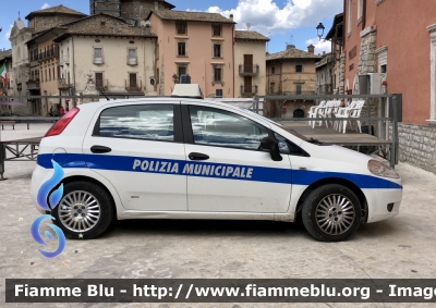 Fiat Grande Punto 
Polizia Municipale 
Comune di Leonessa
Parole chiave: Fiat Grande_Punto