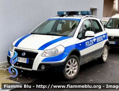 Fiat Sedici 
Polizia Municipale 
Comune di Amatrice 

Parole chiave: Fiat Sedici