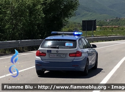 Bmw 318 Touring F31 III restyle 
Polizia di Stato 
Polizia Stradale 
Allestimento Focaccia 
Decorazione Grafica Artlantis 
POLIZIA M3627
In Scorta al giro d’Italia 2021
Parole chiave: Bmw_318TouringF31 III restyle Polizia Stradale Giro d’Italia