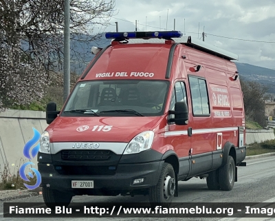 Iveco Daily V serie 
Vigili del Fuoco 
Comando provinciale di L’Aquila 
AutoFurgone/Unità di Crisi Locale 
Allestimento Iveco-Magirus 
VF 27001
Parole chiave: Iveco Daily_Vserie VF27001