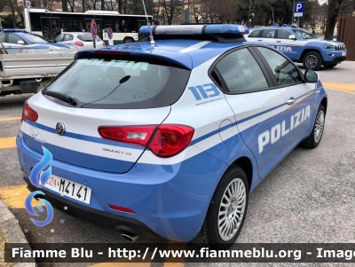 Alfa Romeo Nuova Giulietta restyle
Polizia di Stato 
Squadra Volante 
Allestimento NCT Nuova Carrozzeria Torinese 
Decorazione Grafica Artlantis 
POLIZIA M4141
Parole chiave: Nuova alfa Romeo giulietta POLIZIAM4141