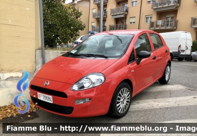 Fiat Punto VI serie 
Vigili del Fuoco 
Comando provinciale di L’Aquila 
Polizia Giudiziaria 
VF 29084
Parole chiave: Fiat Punto_VIserie VF29084