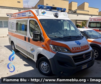 Fiat Ducato X290
Asl n1 Avezzano Sulmona L’Aquila 
118 Abruzzo soccorso 
C.O. Di L’Aquila 
S.T.E.N. (Servizio Trasporto Emergenza Neonatale) 
Allestimento Orion 
Parole chiave: Ambulanza Fiat_Ducato X290 118 Abruzzo soccorso L’Aquila