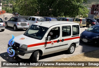 Fiat Doblò I serie 
Croce Rossa Italiana 
Comitato di L’Aquila 
Unità territoriale di San Demetrio 
CRI 089 AA 
Parole chiave: Fiat Doblò_Iserie CRI089AA