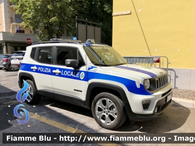 Jeep Renegade restyle 4x4 
Polizia Locale 
Comune di Pizzoli 
Allestimento Celiani

Parole chiave: Jeep Renegade_restyle_4x4