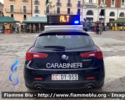 Alfa Romeo Nuova Giulietta restyle 
Carabinieri Nucleo Operativo Radiomobile 
Allestimento NCT 
Decorazione Grafica Artlantis 
CC DY 953
Parole chiave: Alfa-Romeo Nuova_Giulietta_restyle CCDY953