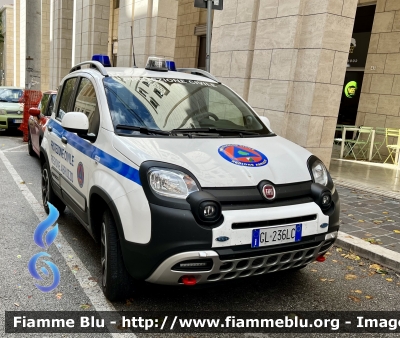 Fiat Nuova Panda Cross II serie 
Protezione Civile 
Regione Abruzzo 
Allestimento ISOTEC 
Parole chiave: Fiat Nuova_Panda_Cross_IIserie