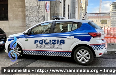 Dacia Sandero
Polizia Locale 
Comune di San Demetrio Ne’ Vestini (AQ)
POLIZIA LOCALE YA 304 AR
Parole chiave: Dacia Sandero POLIZIALOCALEYA304AR