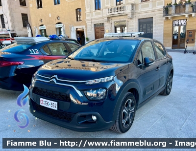 Citroen C3 III serie 
Carabinieri 
CC EK 352 
Parole chiave: Citroen C3_IIIserie CCEK352