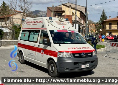 Volkswagen Trasporter T5
Croce Rossa Italiana 
Comitato di Varese 
Allestimento Aricar 
In Scorta al giro D’Abruzzo 2024
CRI 206 AA
Parole chiave: Volkswagen Trasporter_T5 Ambulanza CRI206AA