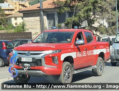 Mitsubishi L200 V Serie restyle 
Vigili del Fuoco 
Comando Provinciale Di L’Aquila 
Allestimento Totani
VF 32800
Parole chiave: Mitsubishi L200_Vserie_restyle VF32800