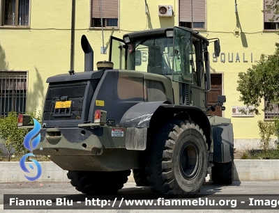 New Holland Kobelco W130B
Esercito Italiano 
IX Reggimento Alpini L’Aquila 
MACC.OP. EI DB 102
Parole chiave: New Holland_Kobelco_W130B MACC.OP.EIDB102