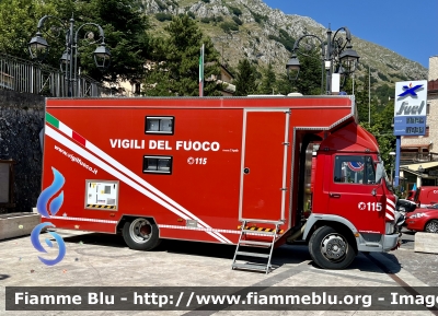 Iveco Zeta 109-14
Vigili del Fuoco 
Comando Provinciale di L’Aquila 
Polilogistico Allestimento Calabrese 
Ricondizionato 
VF 17229
Parole chiave: Iveco Zeta_109-14 VF17229