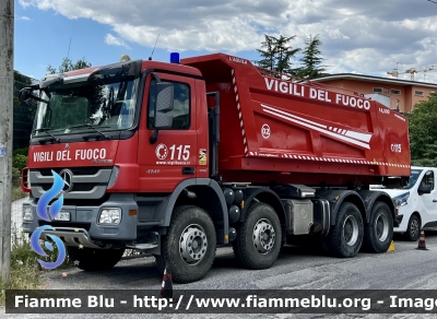 Mercedes-Benz Actros 4141 III serie 
Vigili del Fuoco 
Comando Provinciale Di L’Aquila 
Allestimento Scarrabile Guimatrag 
Con Cisterna Kilolitrica da 14,500Lt allestimento Baribbi 
VF 26418
Parole chiave: Mercedes-Benz Actros_4141_IIIserie VF26418