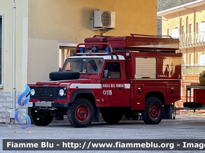 Land Rover Defender 110
Vigili del Fuoco 
Comando Provinciale di L’Aquila 
Nucleo S.A.F. Speleo Alpino Fluviale
VF 21876
Parole chiave: Land-Rover Defender_110 VF21876