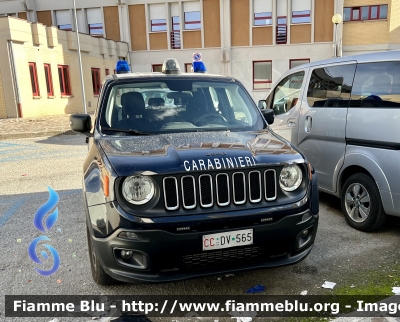 Jeep Renegade 
Carabinieri 
CC DV 565
Parole chiave: Jeep Renegade CCDV565