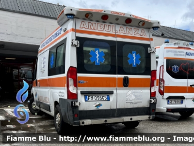 Fiat Ducato X290
ASL n1 Avezzano Sulmona L’Aquila 
118 Abruzzo Soccorso 
Allestimento Orion 
Parole chiave: Fiat Ducato_X290 Ambulanza