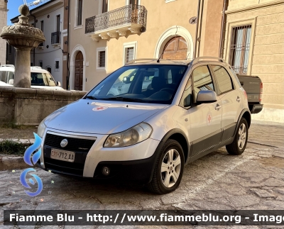 Fiat Sedici 
Croce Rossa Italiana 
Comitato Regionale Abruzzo 
CRI 712 AA
Parole chiave: Fiat Sedici CRI712AA