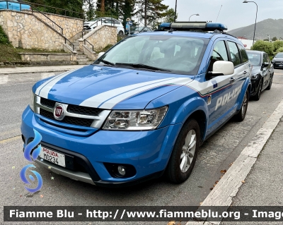 Fiat Freemont 
Polizia di Stato 
Polizia Stradale 
POLIZIA M0234
Parole chiave: Fiat Freemont POLIZIAM0234