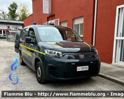 Fiat Dobló V serie 
Guardia di Finanza 
Unità Cinofile
Allestimento Autocarrozzeria Moderna 
GdiF 289 BS
Parole chiave: Fiat Dobló_Vserie GDIF289BS