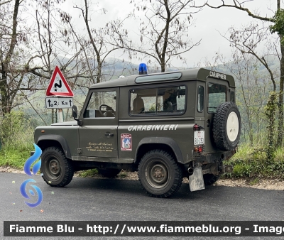 Land-Rover Defender 90
Carabinieri 
Comando Carabinieri Unità per la Tutela Forestale Ambientale ed Agroalimentare 
Parco Nazionale del Gran Sasso e Monti della Laga 
CC BJ 230
Parole chiave: Land-Rover Defender_90 CCBJ230