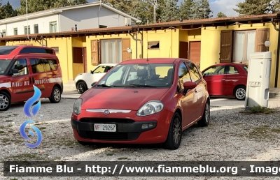 Fiat Punto Evo 
Vigili del Fuoco 
Comando Provinciale Di Parma 
VF 29267
Parole chiave: Fiat Punto_Evo VF29267