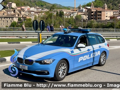 BMW 320 Touring F31 II restyle 
Polizia di Stato 
Polizia Stradale 
Allestimento Marazzi 
POLIZIA M2469
Parole chiave: BMW_320_Touring_F31_IIrestyle POLIZIAM2469