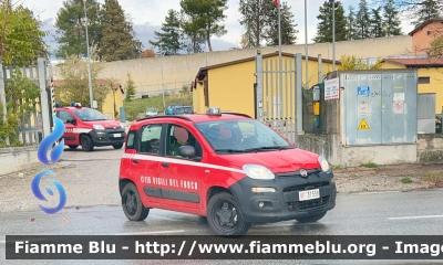 Fiat Nuova Panda 4x4 II serie 
Vigili del Fuoco 
Comando Provinciale Di Salerno 
VF 31558
Parole chiave: Fiat Nuova_Panda_4x4_IIserie VF31558