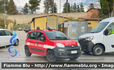 Fiat Nuova Panda 4x4 II serie 
Vigili del Fuoco 
Comando Provinciale Di Barletta-Andria-Trani 
VF 30472
Parole chiave: Fiat Nuova_Panda_4x4_IIserie VF30472