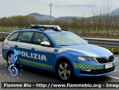 Skoda Octavia Wagon V serie
Polizia di Stato 
Polizia Stradale 
Allestimento Focaccia 
POLIZIA M5313
Parole chiave: Skoda Octavia_Wagon_Vserie POLIZIAM5313