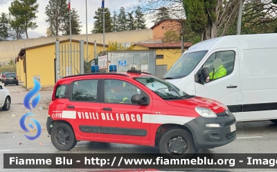 Fiat Nuova Panda 4x4 II serie 
Vigili del Fuoco 
Comando Provinciale Di Barletta-Andria-Trani 
VF 30472
Parole chiave: Fiat Nuova_Panda_4x4_IIserie VF30472