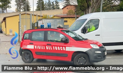 Fiat Nuova Panda 4x4 II serie 
Vigili del Fuoco 
Comando Provinciale Di Barletta-Andria-Trani 
VF 30472
Parole chiave: Fiat Nuova_Panda_4x4_IIserie VF30472