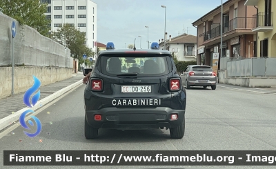 Jeep Renegade 
Carabinieri 
CC DQ 256
Parole chiave: Jeep Renegade CCDQ256