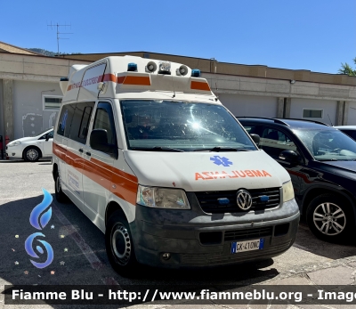 Volkswagen Trasporter T5
Pubblica Assistenza Angeli del Soccorso 
Allestimento Mariani Fratelli 

Parole chiave: Volkswagen Trasporter_T5 Ambulanza