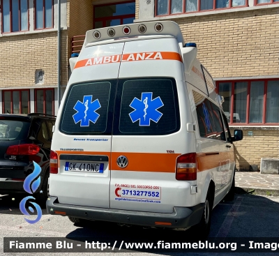 Volkswagen Trasporter T5
Pubblica Assistenza Angeli del Soccorso 
Allestimento Mariani Fratelli 

Parole chiave: Volkswagen Trasporter_T5 Ambulanza